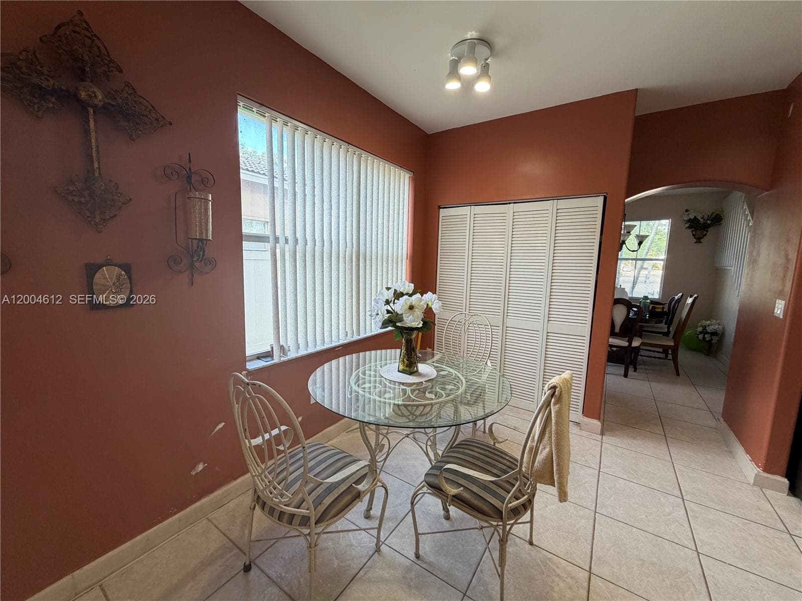 2329 NW 184th Ter, Pembroke Pines, FL 33029 — zdjęcie 5