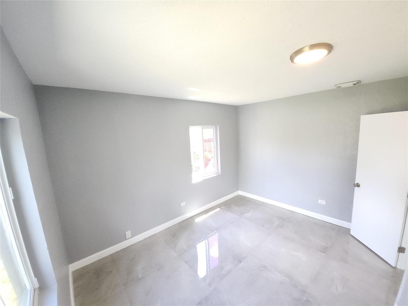 1766 NE 181st Street, North Miami Beach, FL 33162 — zdjęcie 5