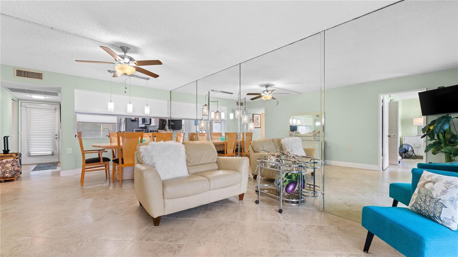 2710 NASSAU Bend # B1, Coconut Creek, FL 33066 — zdjęcie 3