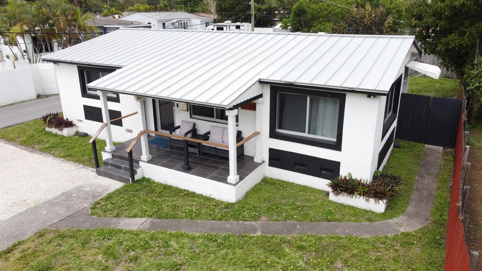 1324 N 24th Avenue, Hollywood, FL 33020 — zdjęcie 5