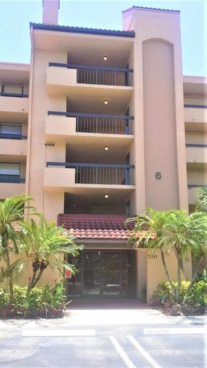 750 Egret Circle # 6404, Delray Beach, FL 33444