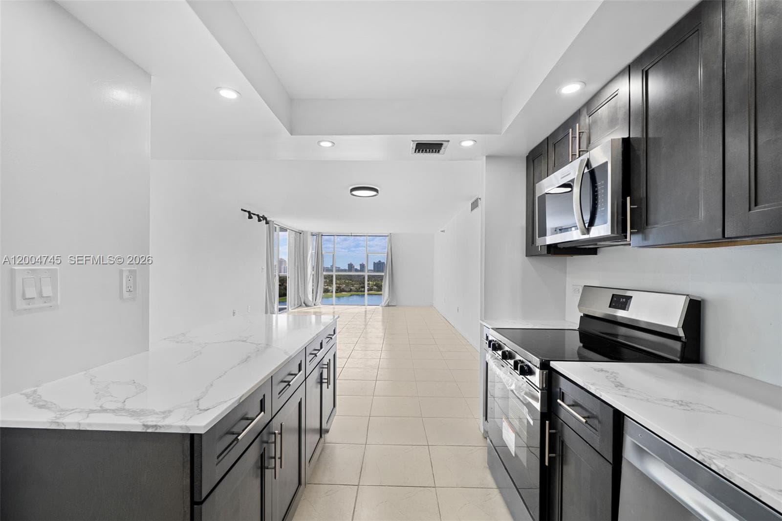 20505 E Country Club Dr # 1938, Aventura, FL 33180 — zdjęcie 3