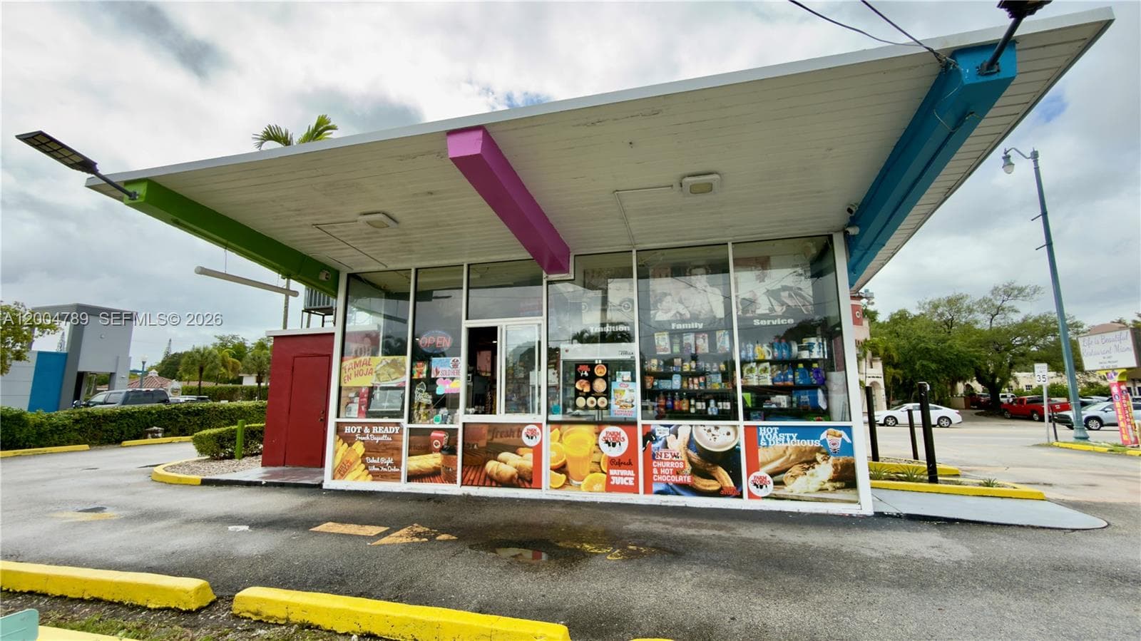 FARM STORE CORAL GABLES, Miami FL 33134 — zdjęcie 4