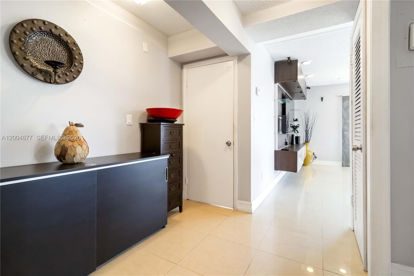 126 Golden Isles Dr # 32A, Hallandale Beach, FL 33009 — zdjęcie 3