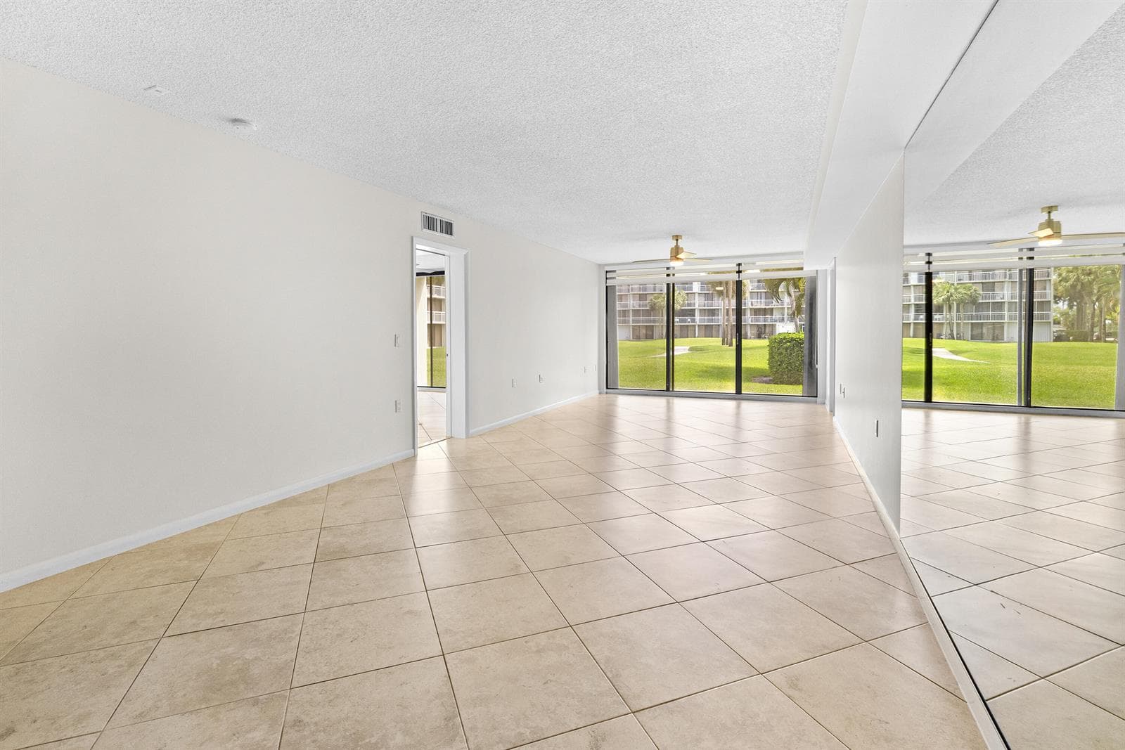 2561 Village Boulevard # 103, West Palm Beach, FL 33409 — zdjęcie 4