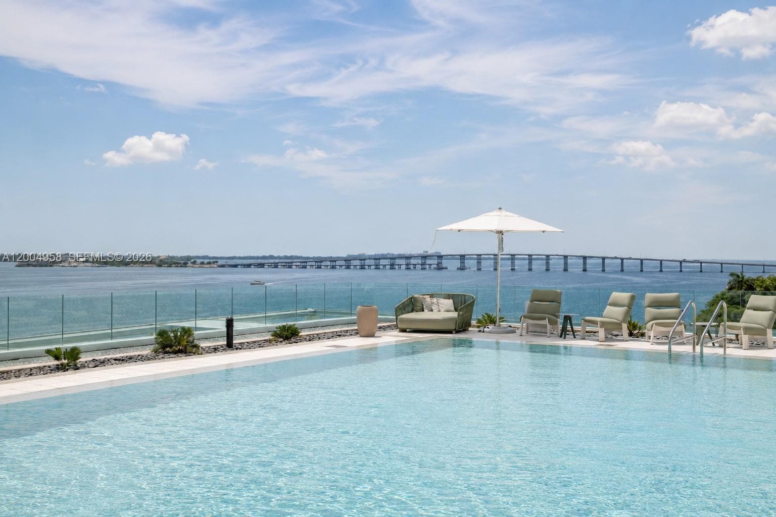 1331 Brickell Bay Dr # 302, Miami, FL 33131 — zdjęcie 3