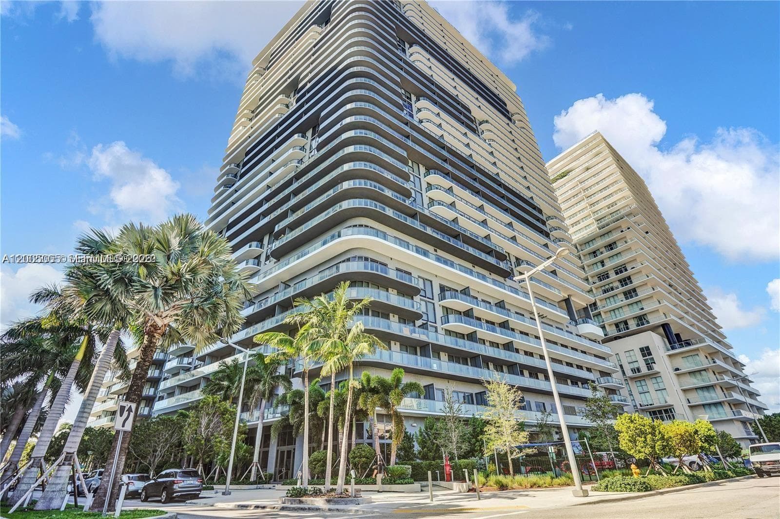 121 NE 34 St # 2215, Miami, FL 33137