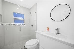 1301 Sharar Ave, Opa-Locka, FL 33054 — zdjęcie 5
