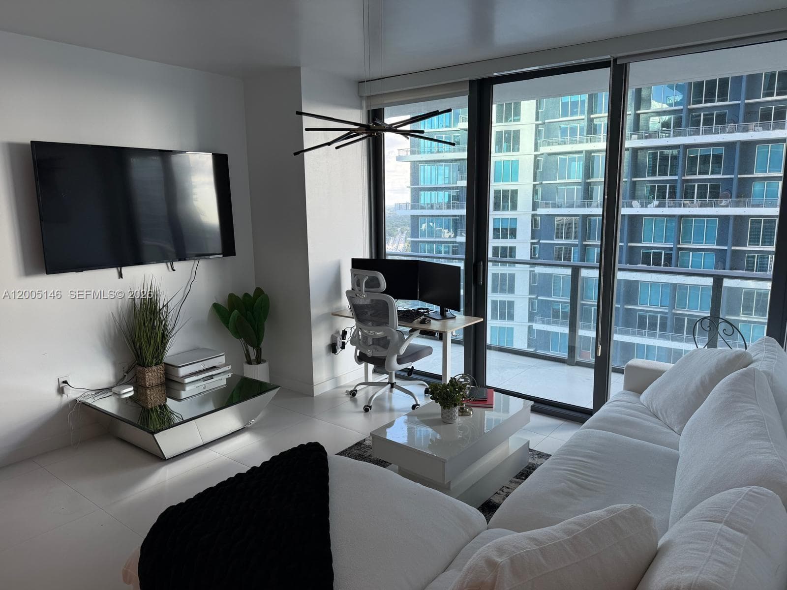 1300 S Miami Ave # 3107, Miami, FL 33130 — zdjęcie 4