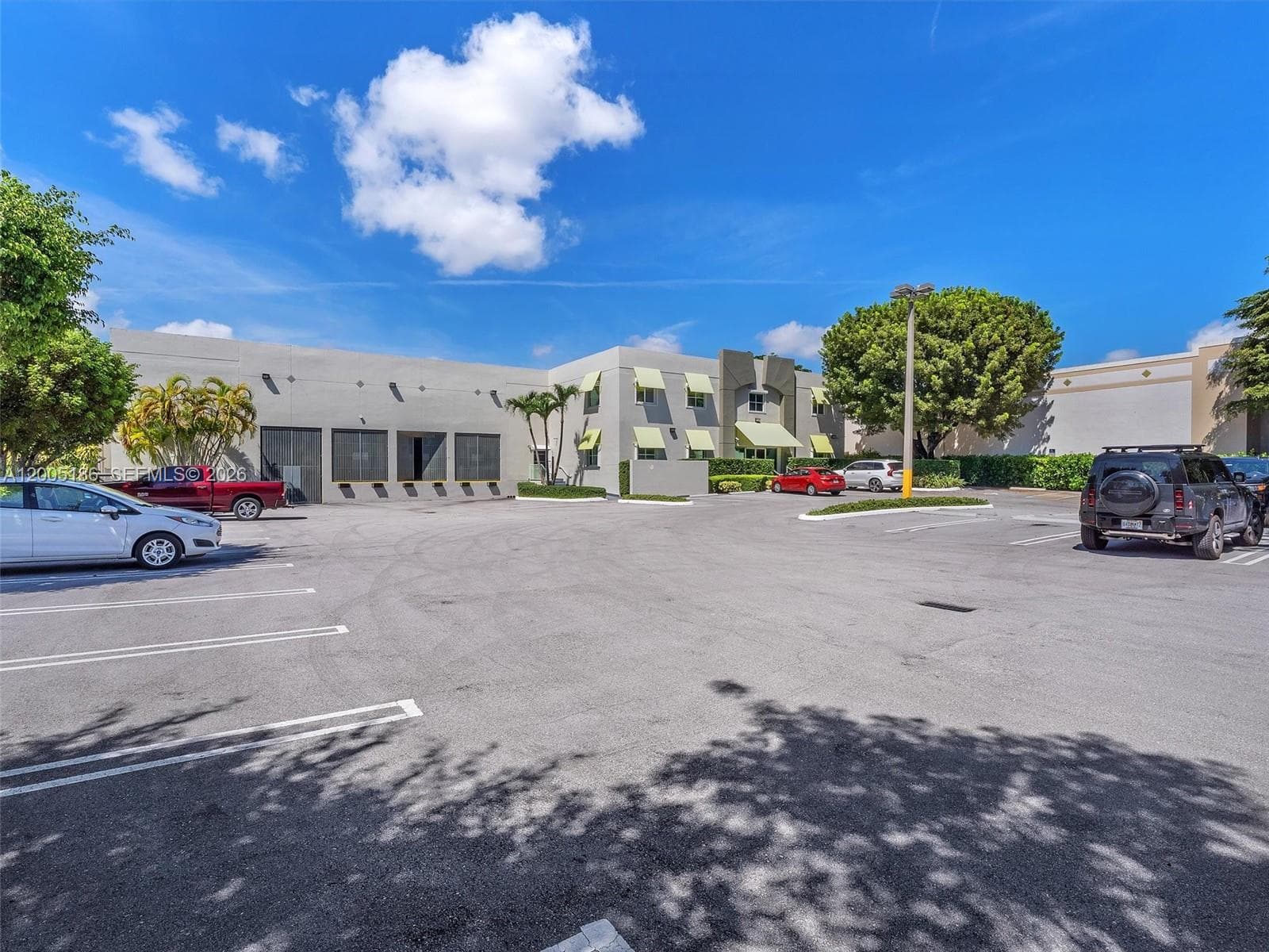 8299 NW 30th Ter, Doral, FL 33122
