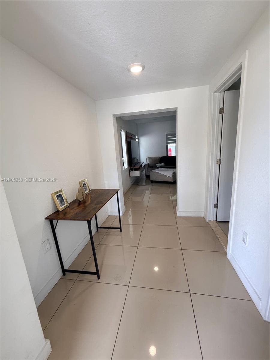 102 NW 10th Pl, Florida City, FL 33034 — zdjęcie 4