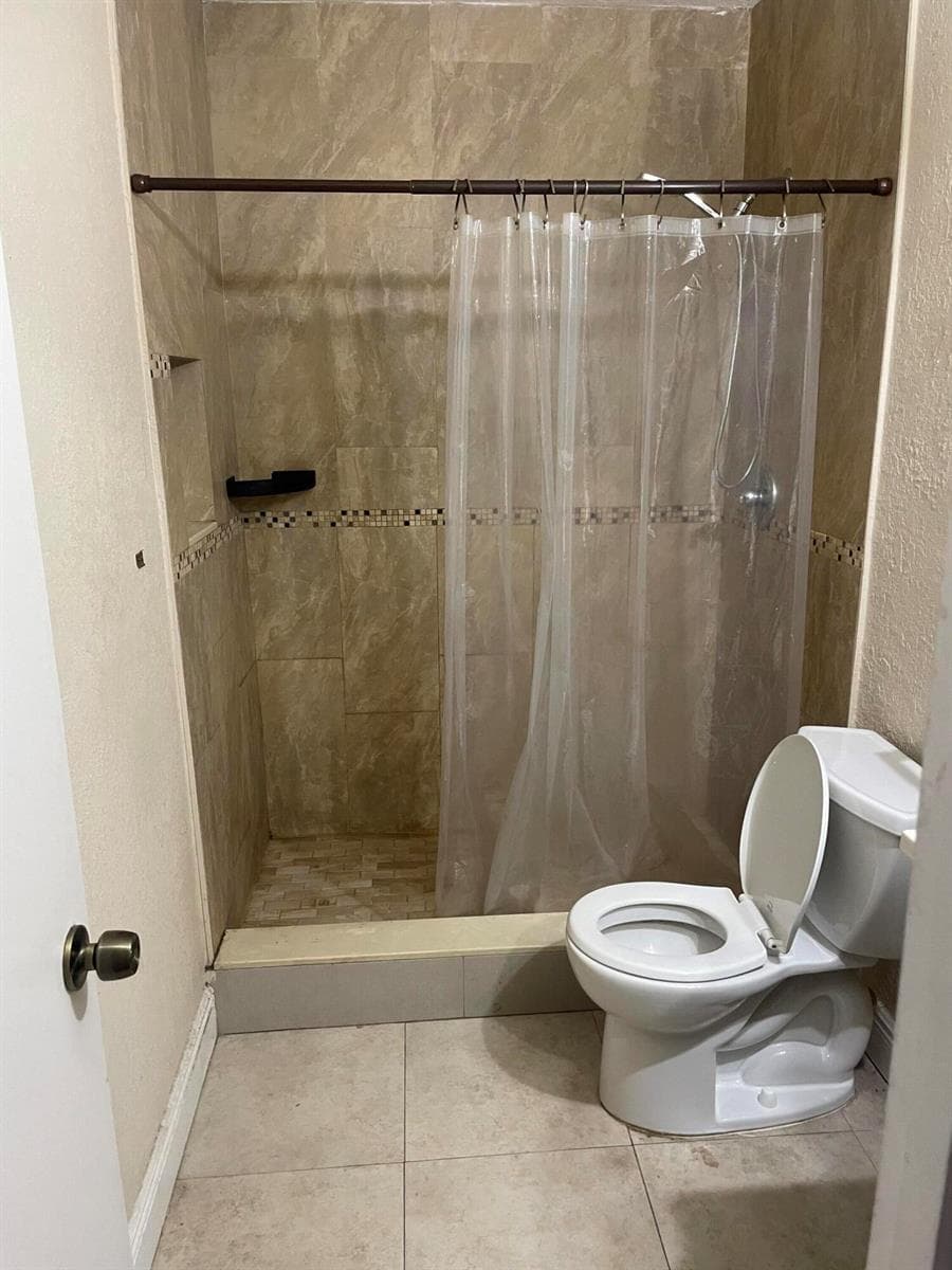 8249 Fairway Road, Sunrise, FL 33351 — zdjęcie 5