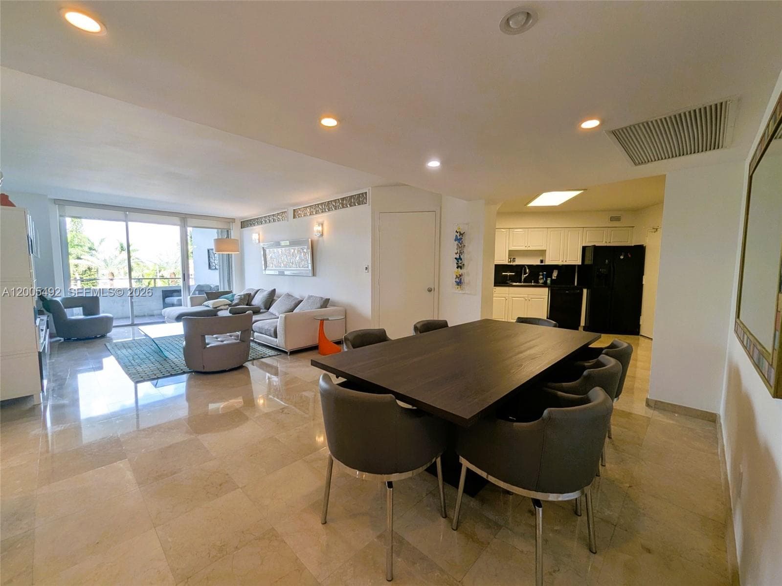 5161 Collins Ave # 518, Miami Beach, FL 33140 — zdjęcie 2