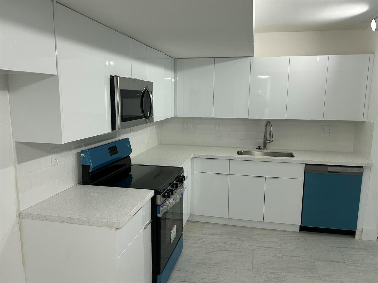 701 N Pine Island Road # 304, Plantation, FL 33324 — zdjęcie 4