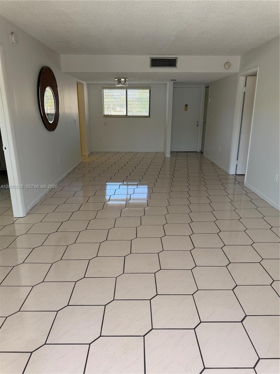 8415 SW 107th Ave # 208W, Miami, FL 33173 — zdjęcie 3