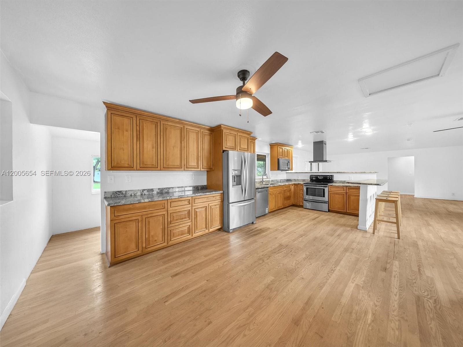 4401 NE 15th Ter, Oakland Park, FL 33334 — zdjęcie 5