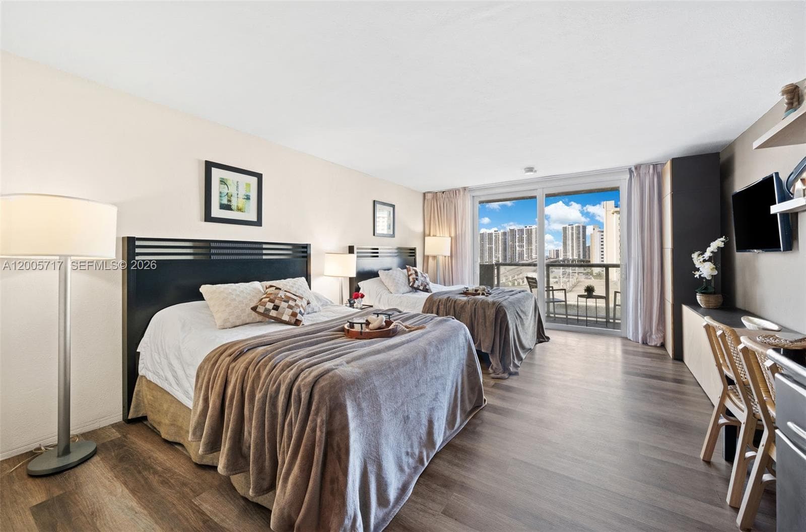 19201 Collins Ave # 736, Sunny Isles Beach, FL 33160