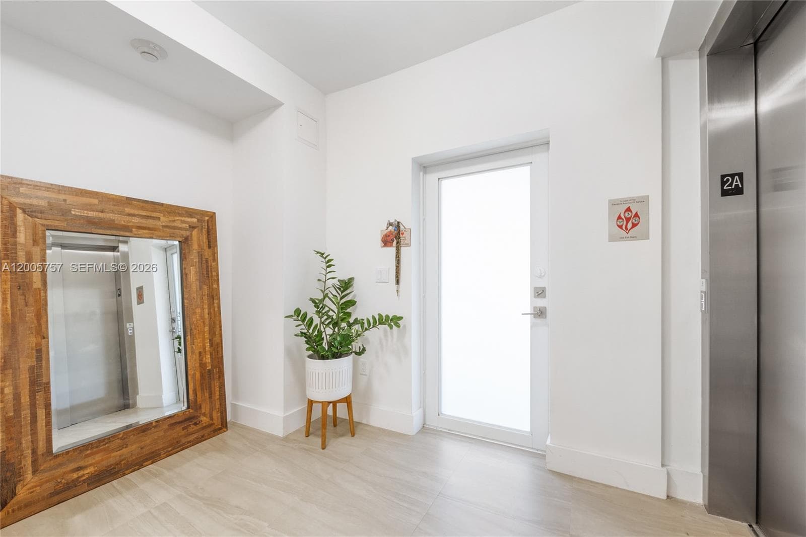 120 Salamanca Ave # 2A, Coral Gables, FL 33134 — zdjęcie 2