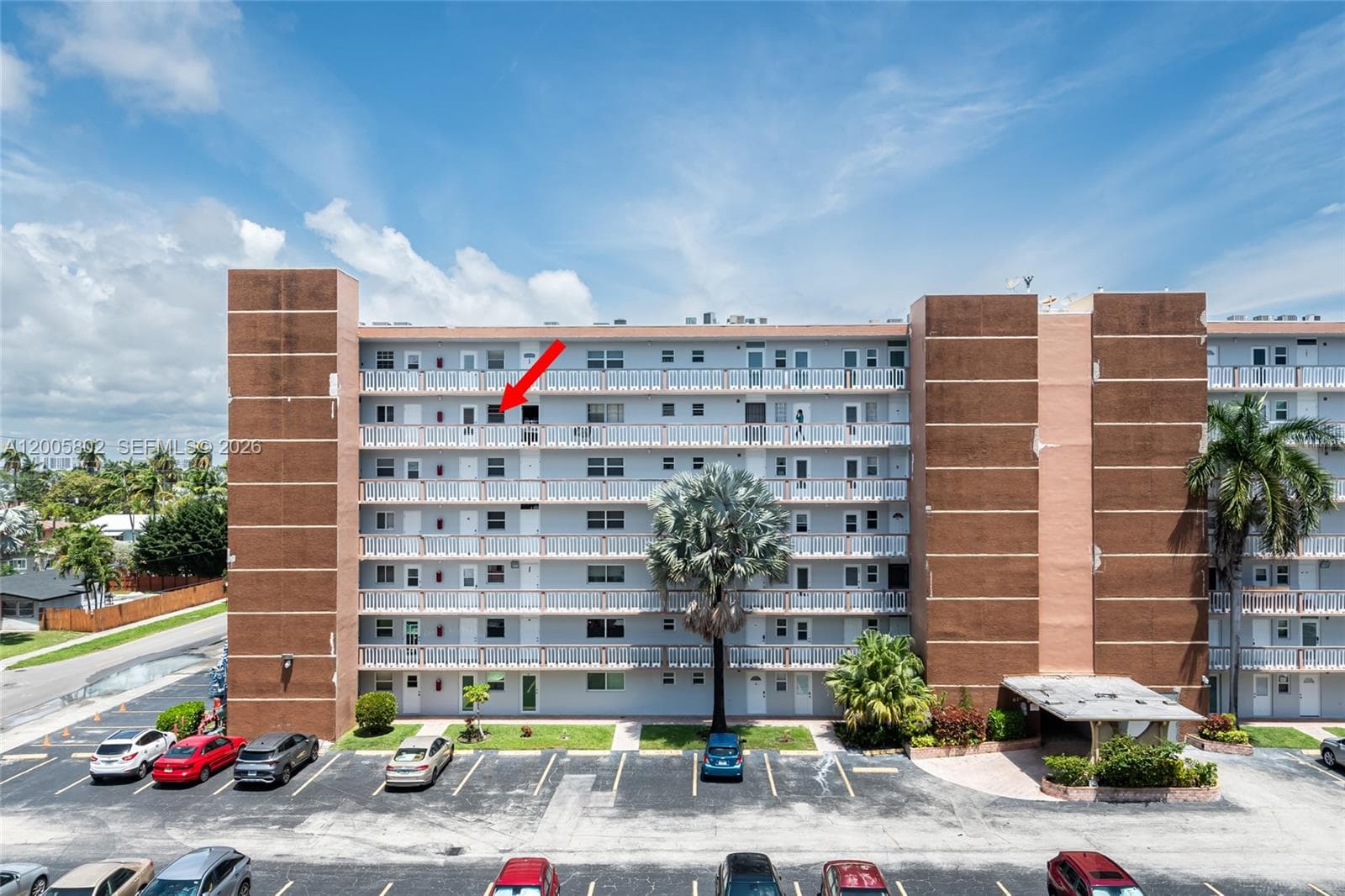 610 NE 12th Ave # 602, Hallandale Beach, FL 33009