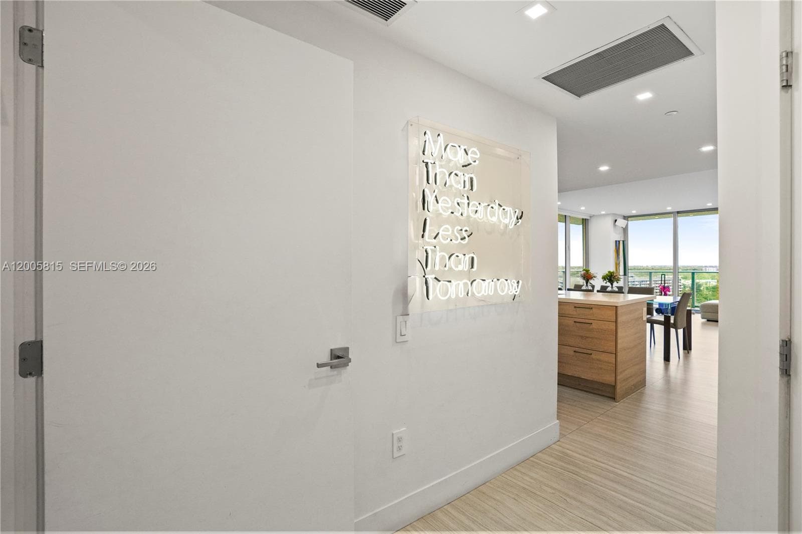 16385 Biscayne Blvd # 1601+2 Parkings, North Miami Beach, FL 33160 — zdjęcie 3