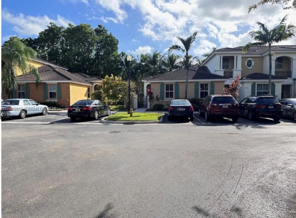 4268 NE 9th St, Homestead, FL 33033
