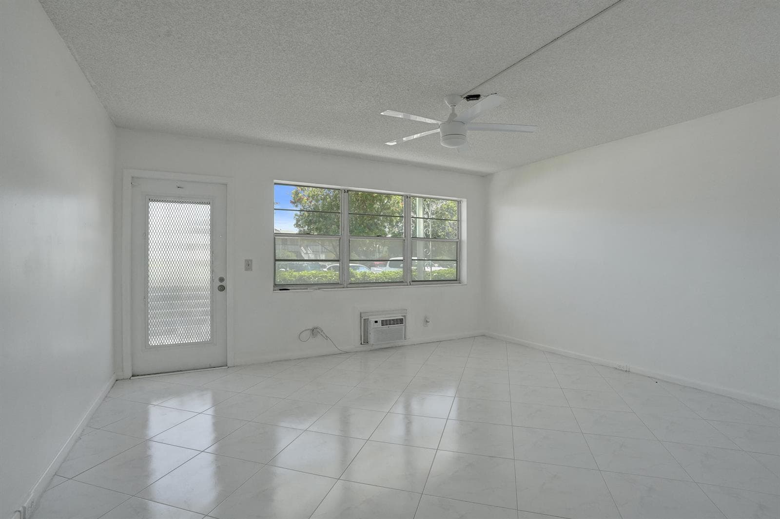 392 Durham Circle # M, Deerfield Beach, FL 33442 — zdjęcie 3