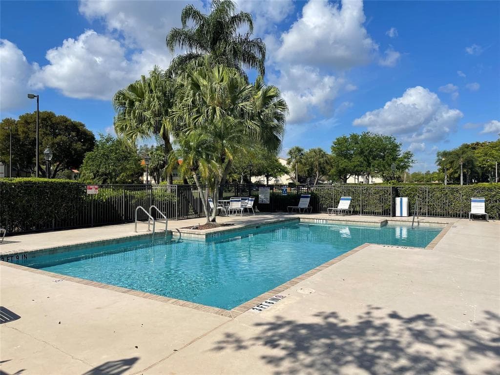 3350 N Pinewalk Dr Drive N # 1413, Margate, FL 33063 — zdjęcie 2