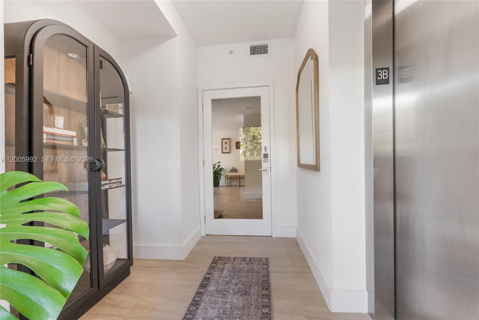 120 Salamanca Ave # 3B, Coral Gables, FL 33134 — zdjęcie 2