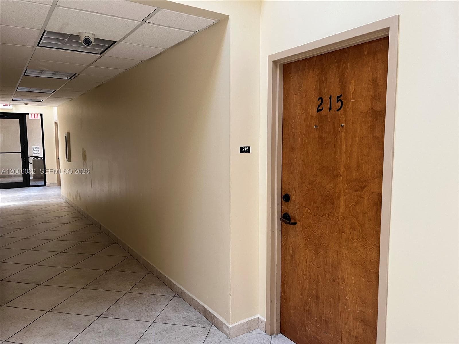 5455 SW 8 ST # 215, Miami, FL 33134