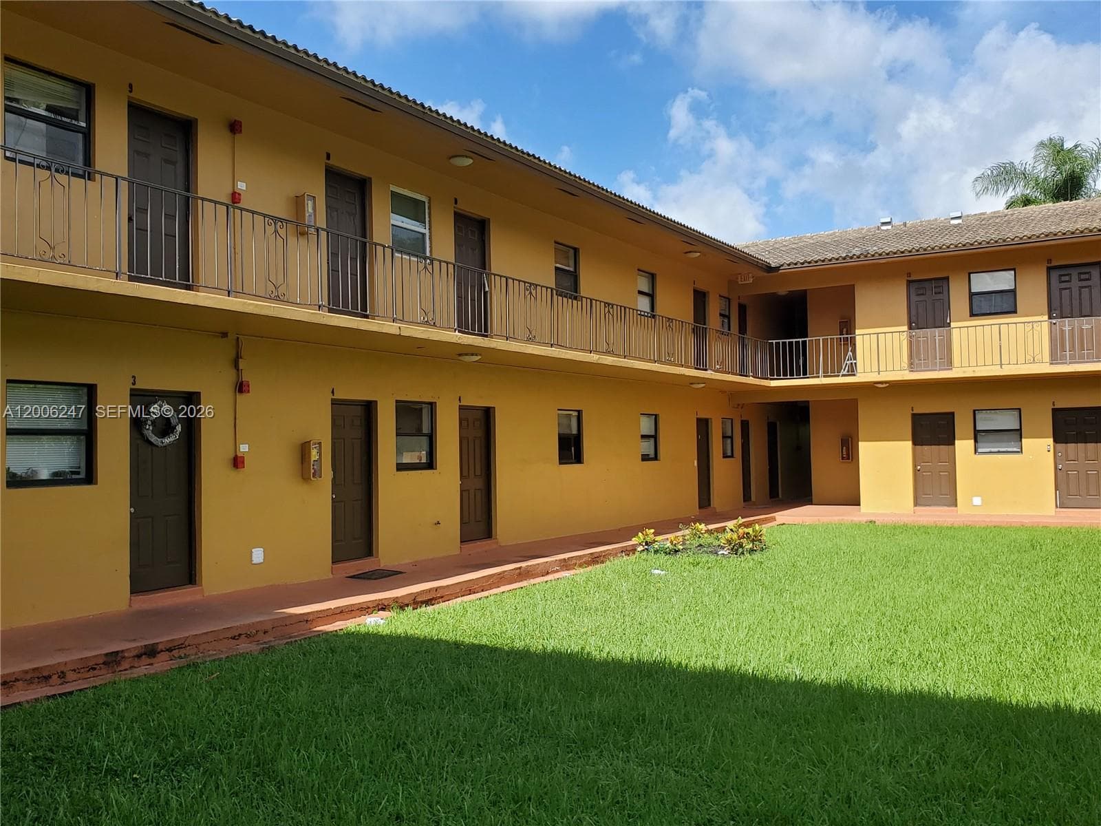 9203 NW 38th Dr # 2, Coral Springs, FL 33065 — zdjęcie 2
