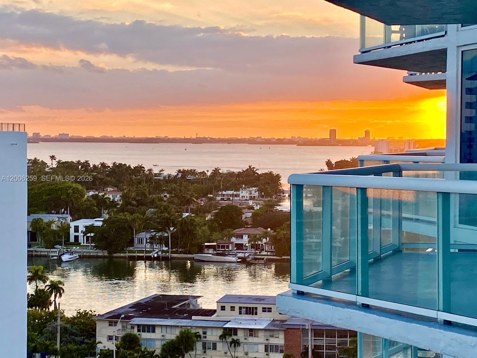 6515 Collins Ave # 1505, Miami Beach, FL 33141 — zdjęcie 2