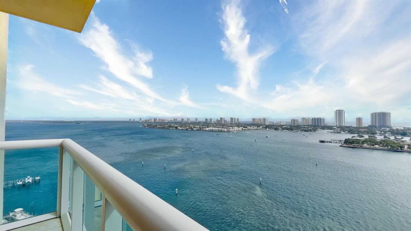2640 Lake Shore Drive # 1710, Riviera Beach, FL 33404 — zdjęcie 2