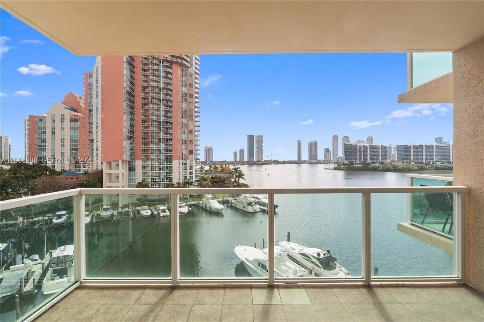 3330 NE 190th St # 712, Aventura, FL 33180