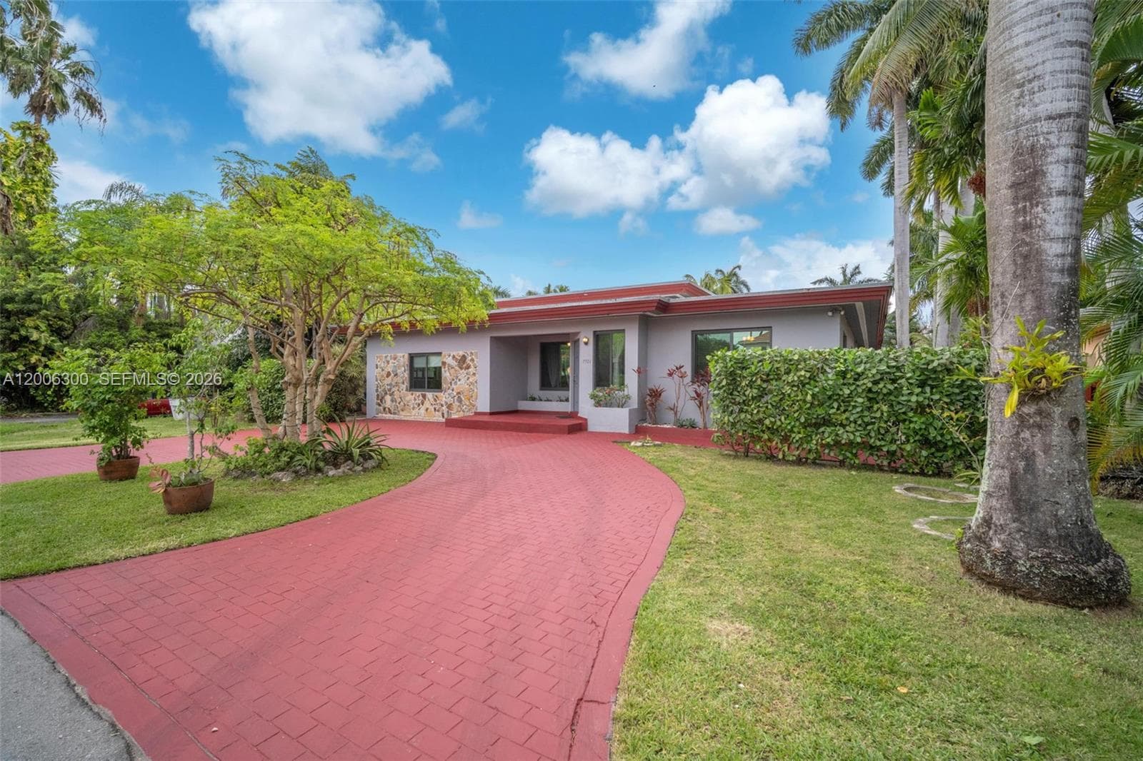 7701 Center Bay Dr, North Bay Village, FL 33141 — zdjęcie 4
