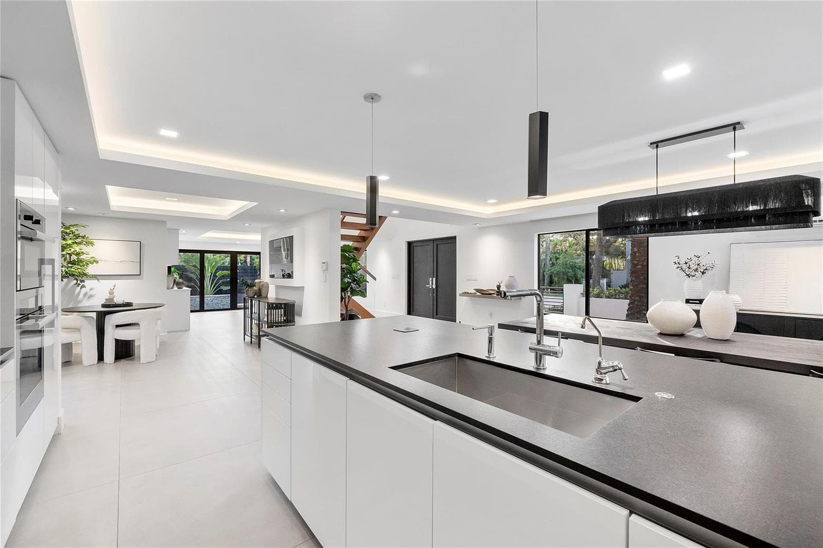 500 NE 14th Avenue, Fort Lauderdale, FL 33301 — zdjęcie 3