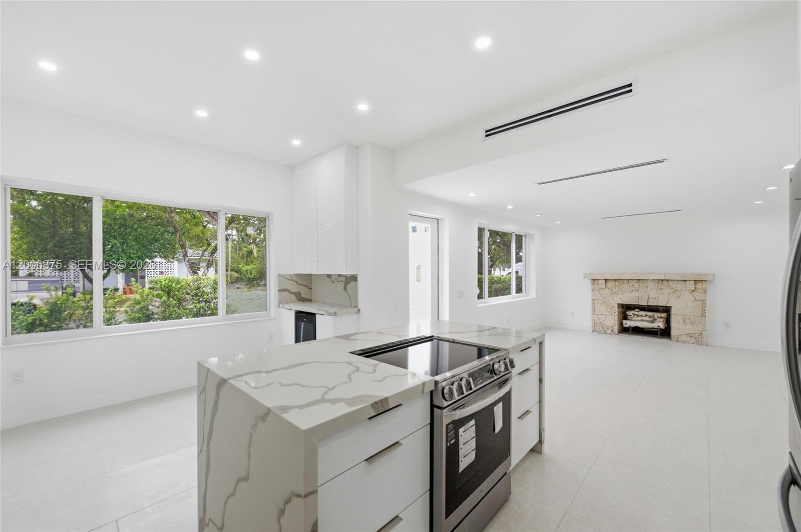 5735 SW 12th St, West Miami, FL 33144 — zdjęcie 5