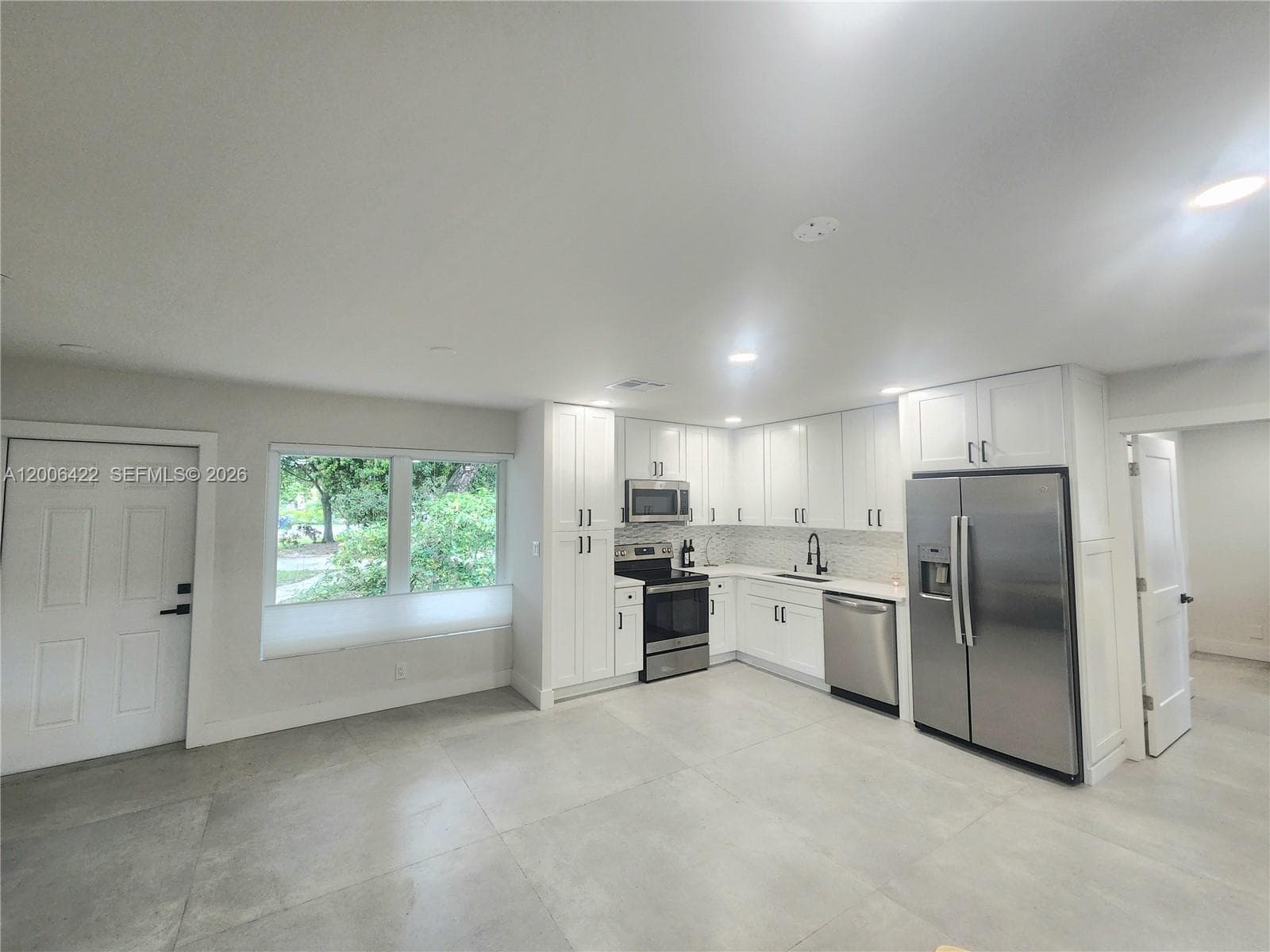 141 NE 30th St, Wilton Manors, FL 33334 — zdjęcie 3