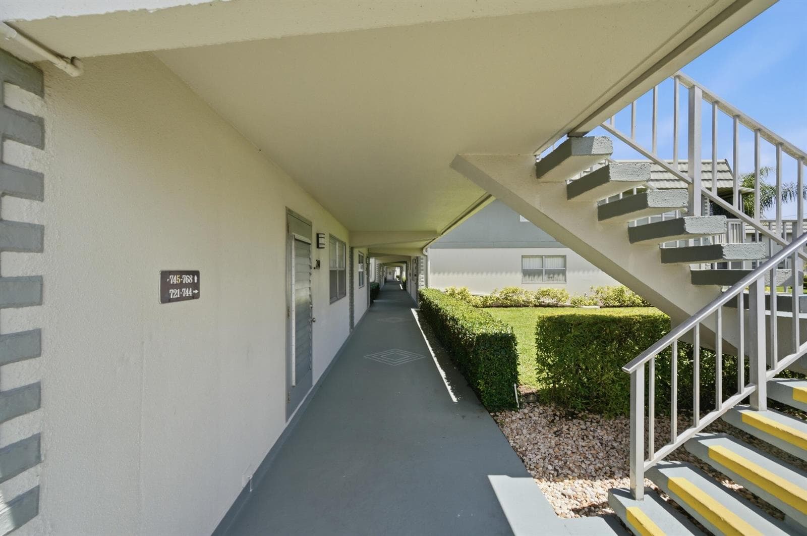 724 Flanders P, Delray Beach, FL 33484 — zdjęcie 2