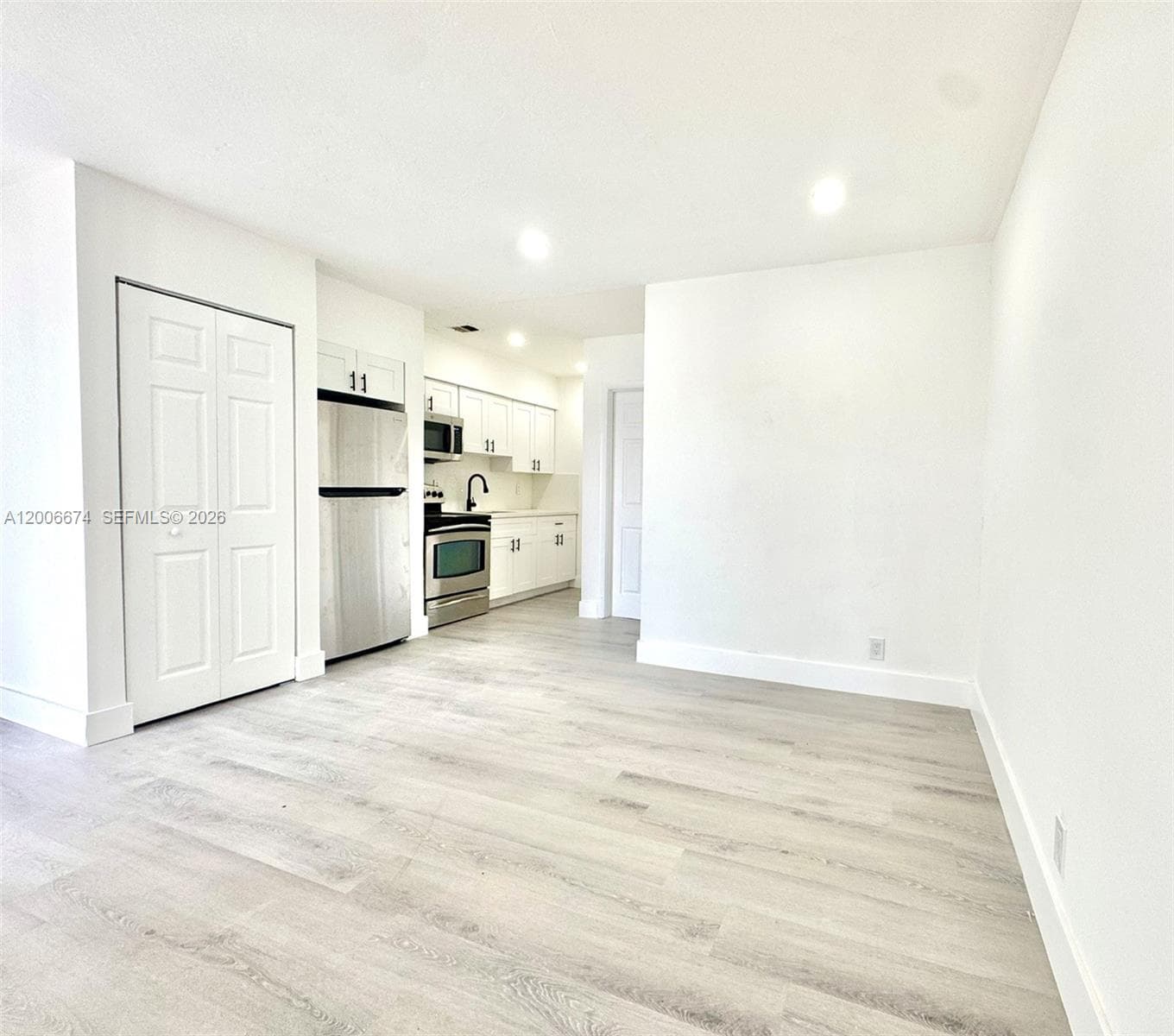 417 NW 2nd Ave # 000, Hallandale Beach, FL 33009 — zdjęcie 5