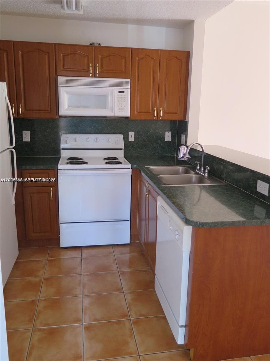 6202 NW 116th Pl # 443, Doral, FL 33178 — zdjęcie 4