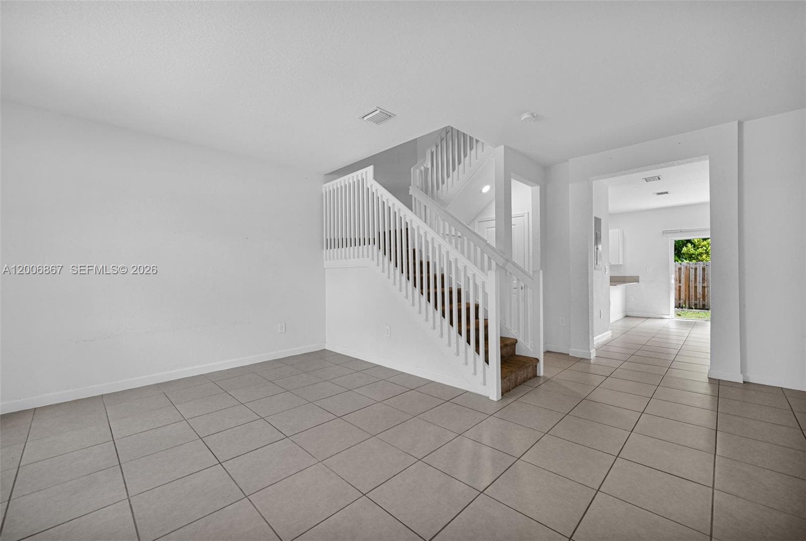 12429 NW 23rd Ct, Miami, FL 33167 — zdjęcie 5