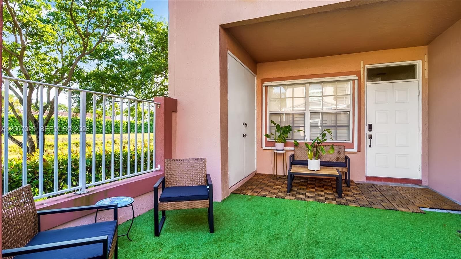 11808 Royal Palm Blvd, Coral Springs, FL 33065 — zdjęcie 2
