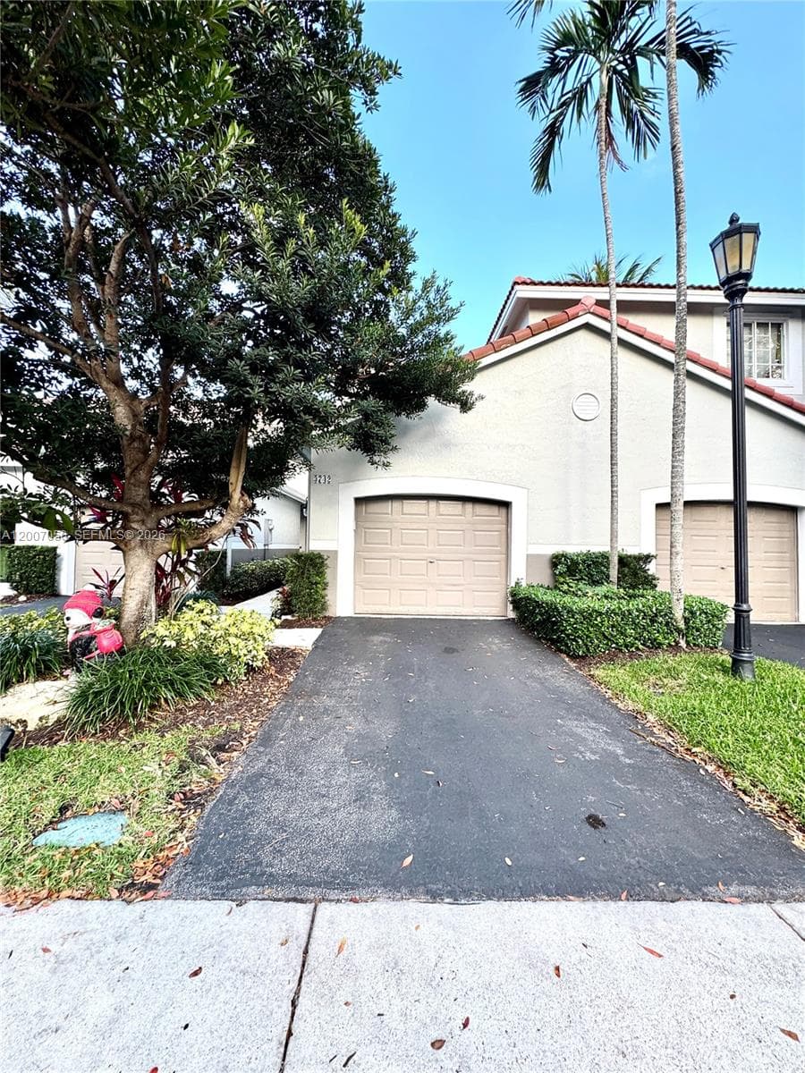 3742 San Simeon Cir # 3742, Weston, FL 33331
