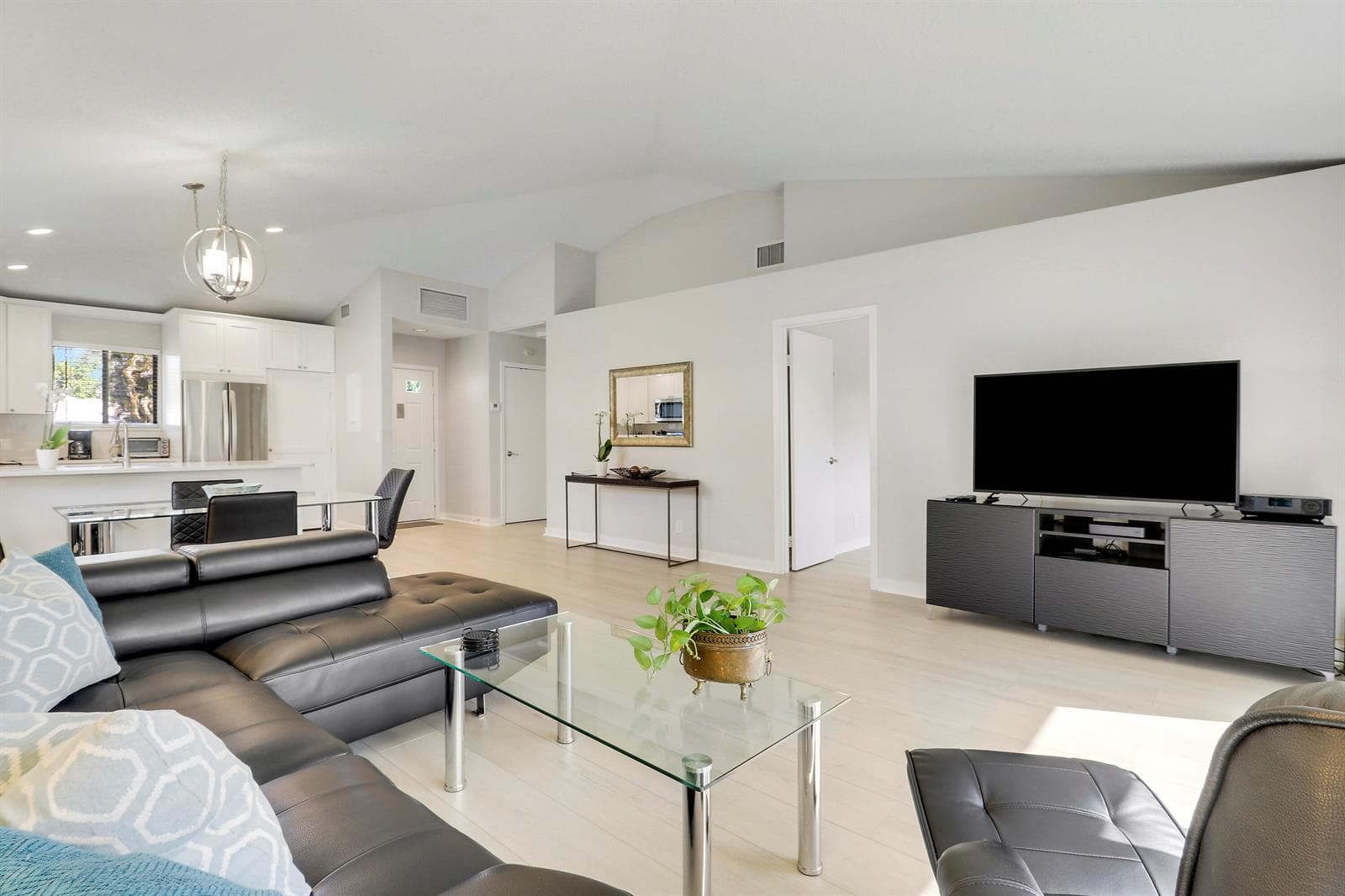 811 Club Drive, Palm Beach Gardens, FL 33418 — zdjęcie 4