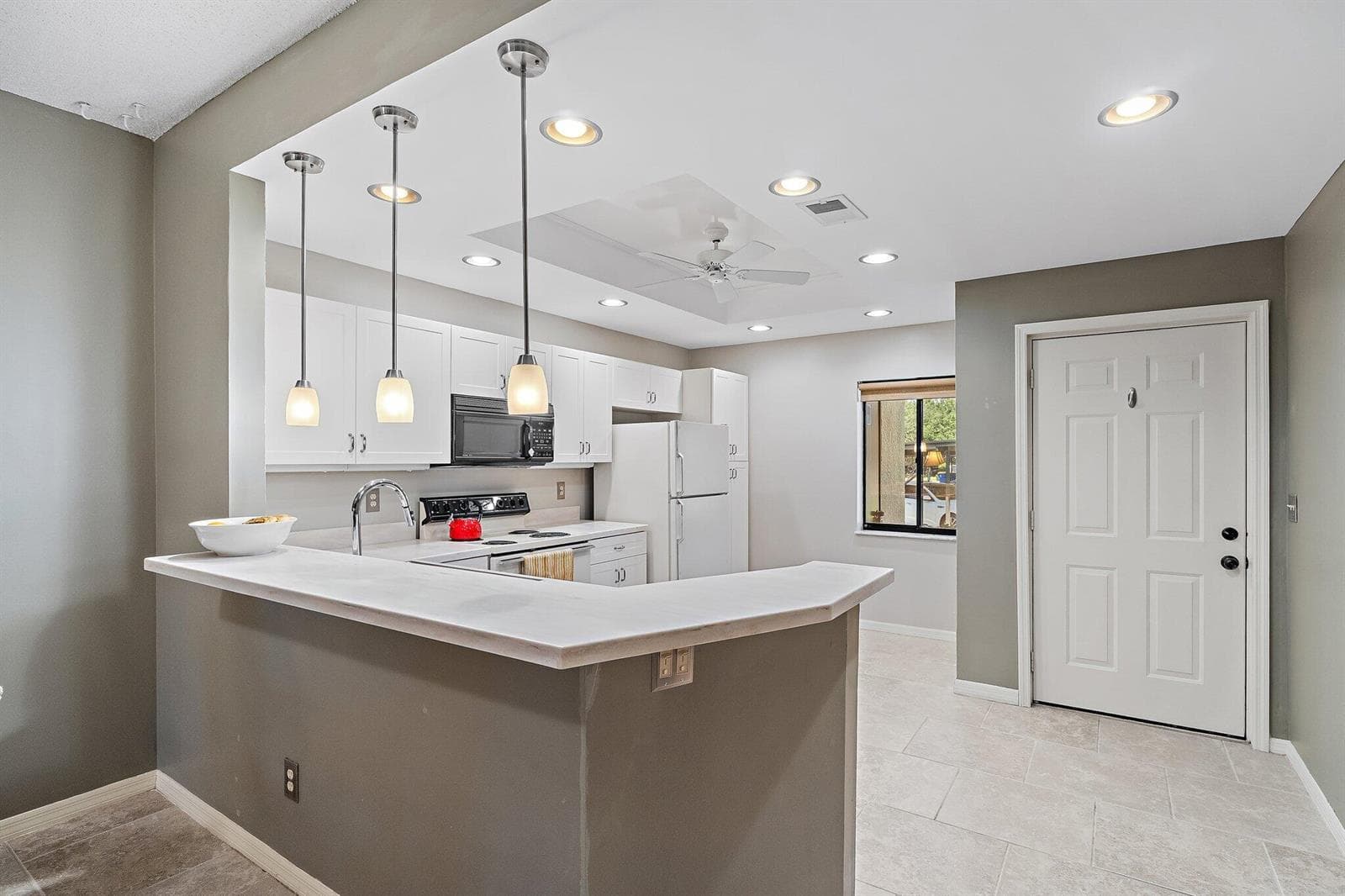 6503 SE Williamsburg Drive # 104, Hobe Sound, FL 33455 — zdjęcie 2
