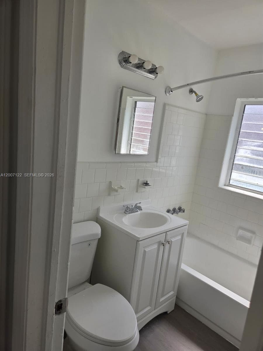 2316 Madison St # 8, Hollywood, FL 33020 — zdjęcie 4