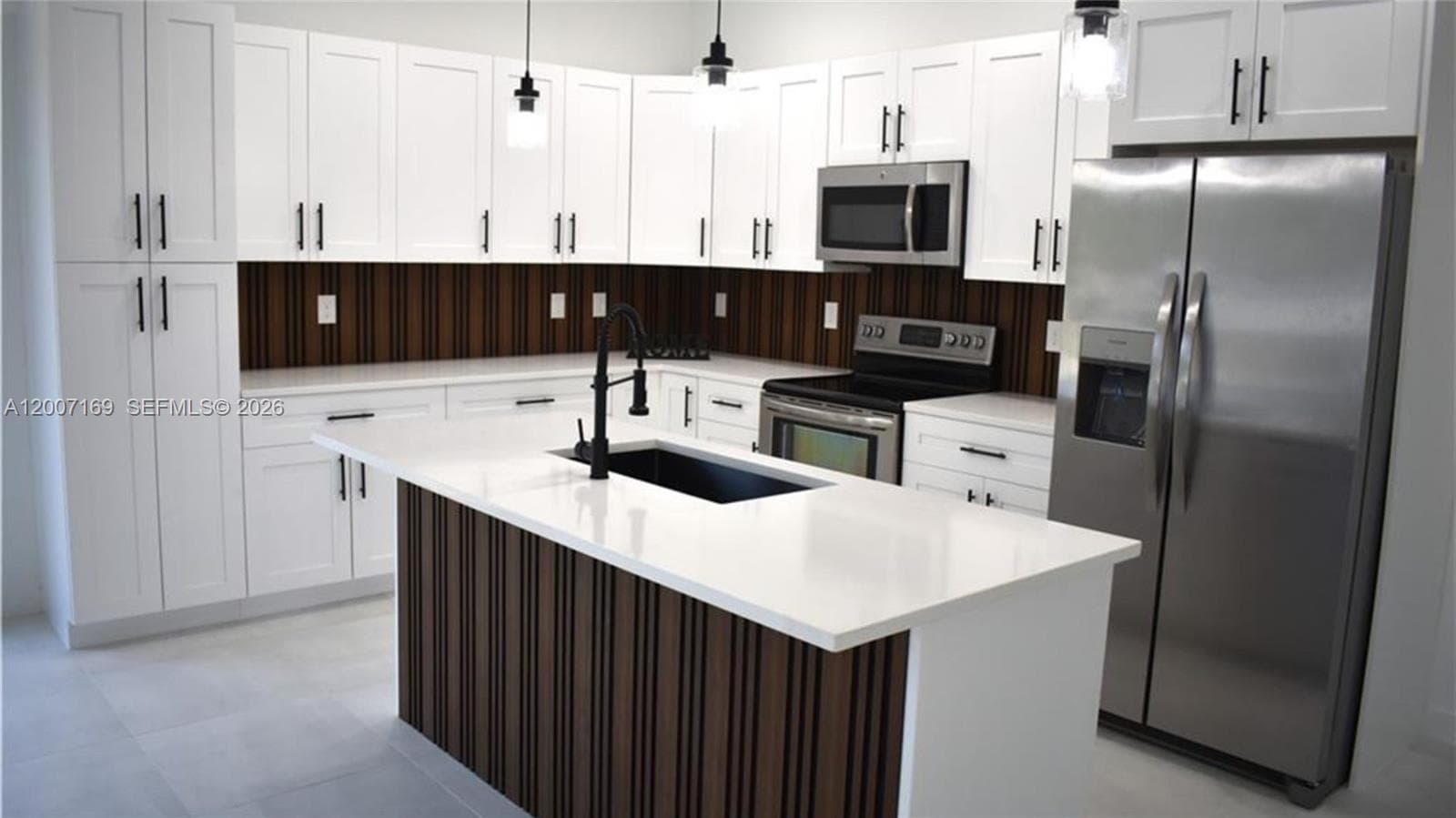 1006 Hamilton, Lehigh Acres, FL 33972 — zdjęcie 2