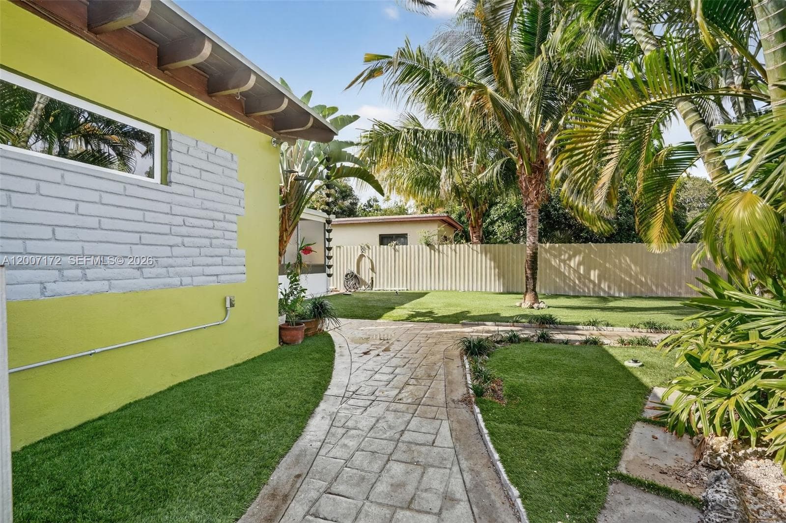 270 NW 106th St, Miami, FL 33150 — zdjęcie 4