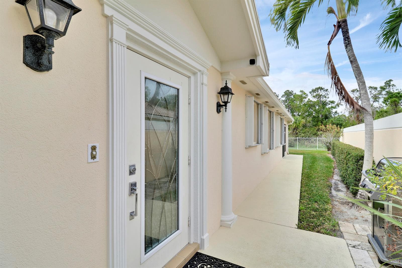 8558 SE Retreat Drive, Hobe Sound, FL 33455 — zdjęcie 3