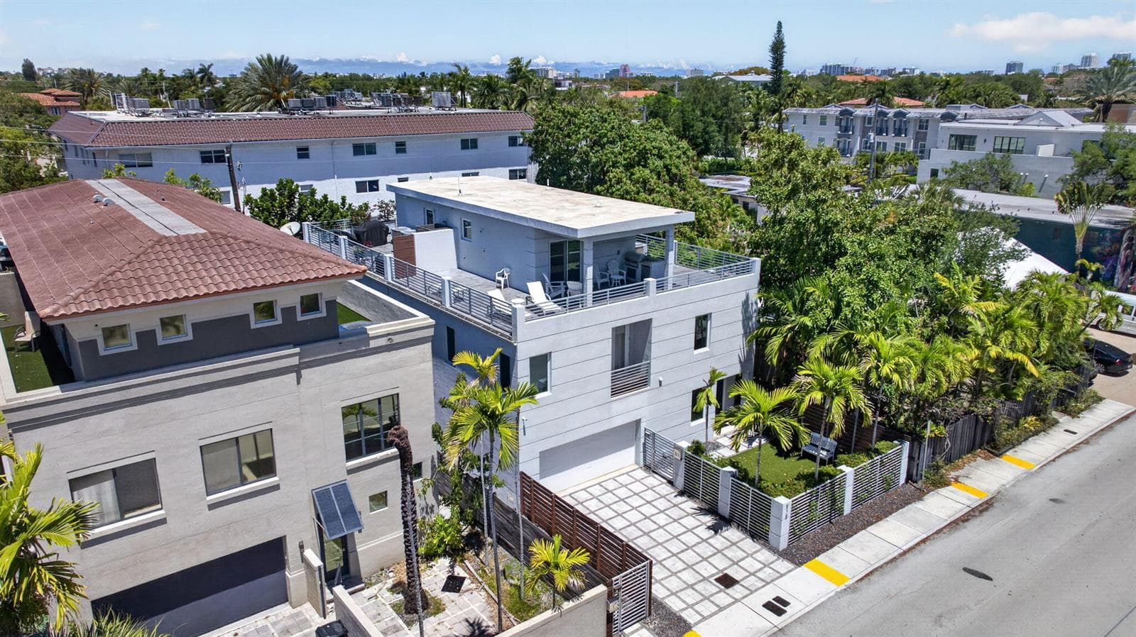 915 SE 2nd Court, Fort Lauderdale, FL 33301 — zdjęcie 4